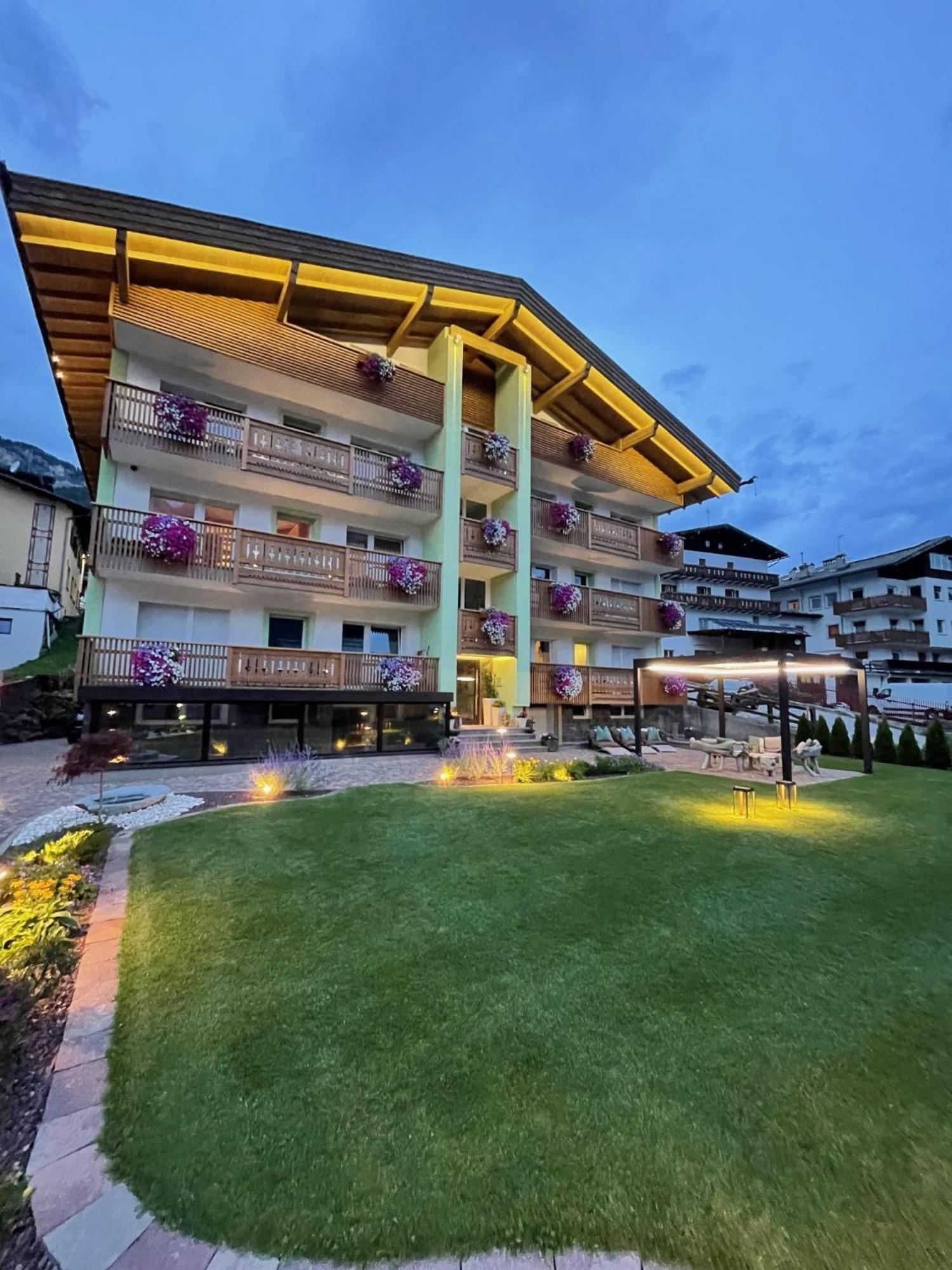 Mason La Zondra Aparthotel Vigo di Fassa Εξωτερικό φωτογραφία