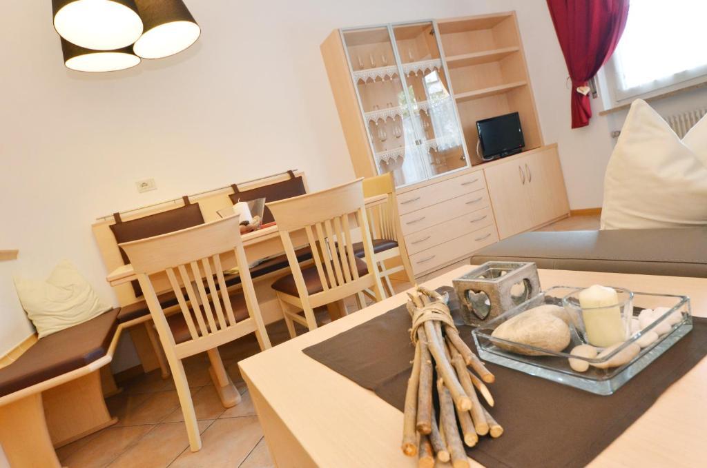 Mason La Zondra Aparthotel Vigo di Fassa Δωμάτιο φωτογραφία
